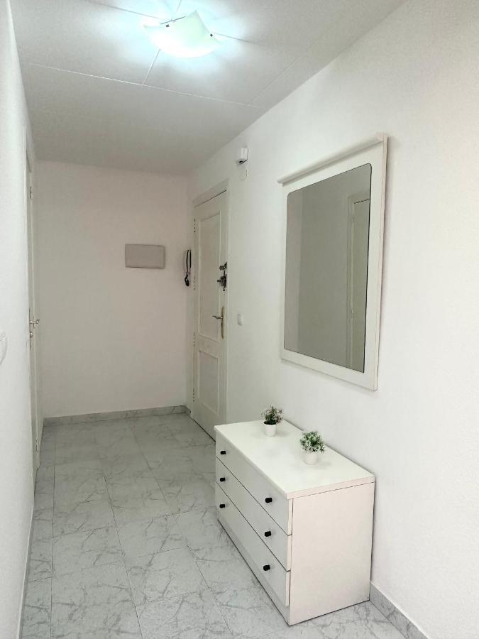 Apartmán Estudio A 1 Minuto De La Playa Torrevieja Exteriér fotografie